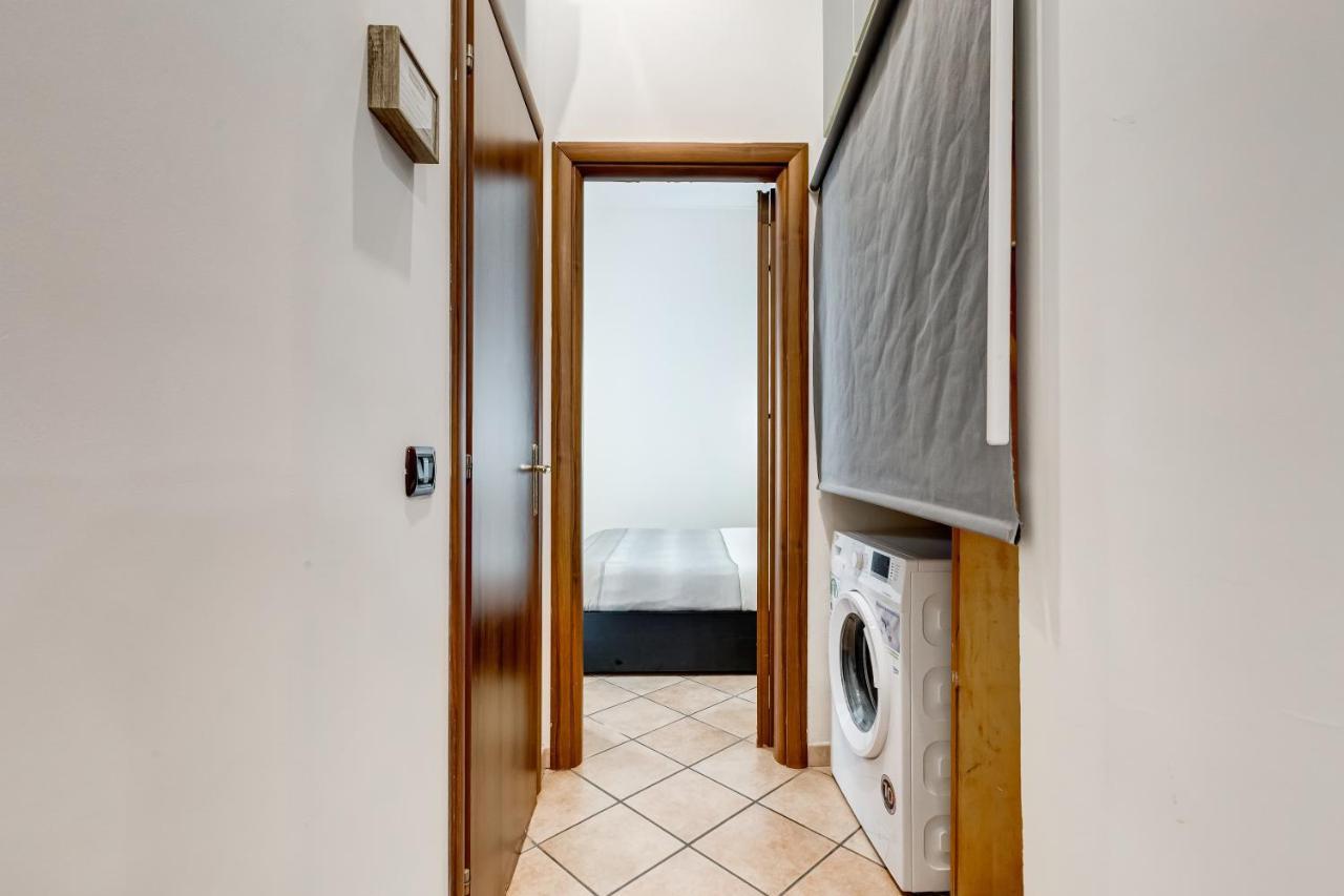 Coliseum Rome Apartments ภายนอก รูปภาพ